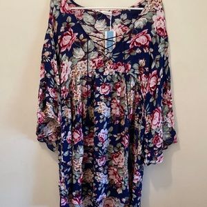 Cupshe Floral Knee Length dress size small. New with tags.